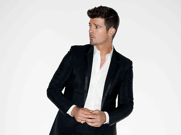 Wah, Robin Thicke Tampil Bugil di Video Musik Terbarunya!